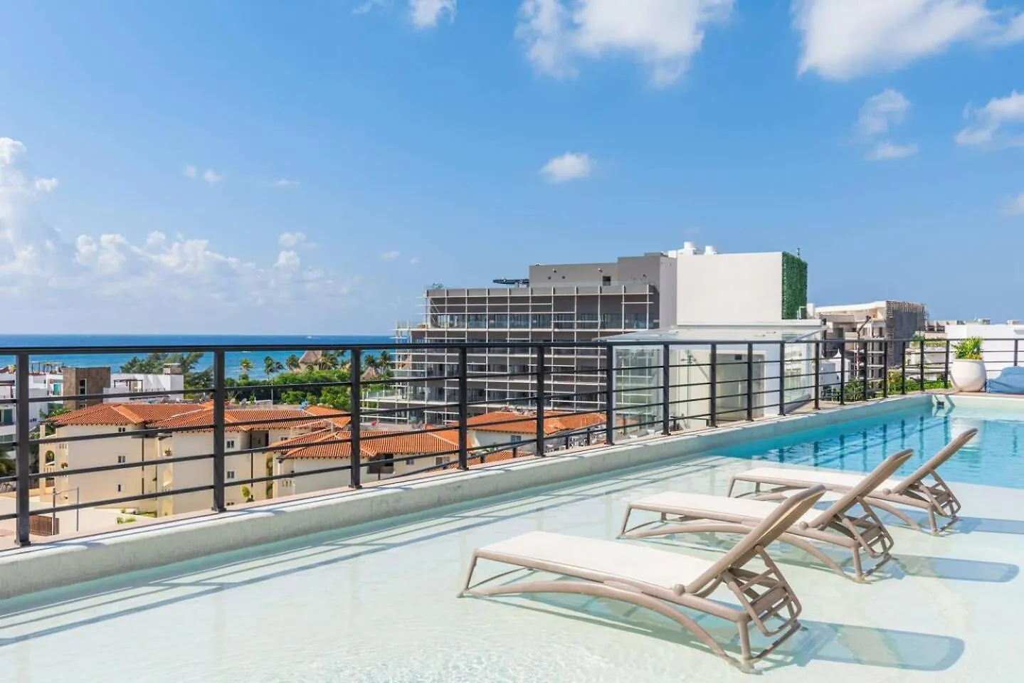 Luxury 1Br With Ocean View 200M From The Beach بلايا ديل كارمن شقة